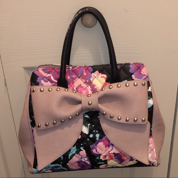 Betsey Johnson Handbags - Betsey Johnson floral shoulder bag satchel